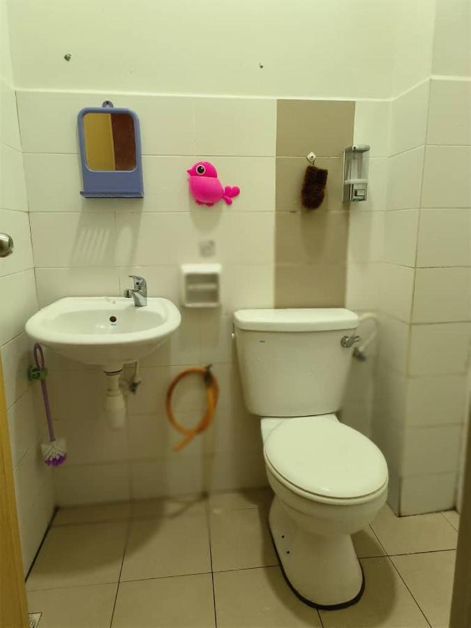 Irdina Homestay Formuslims - Чанглун Экстерьер фото