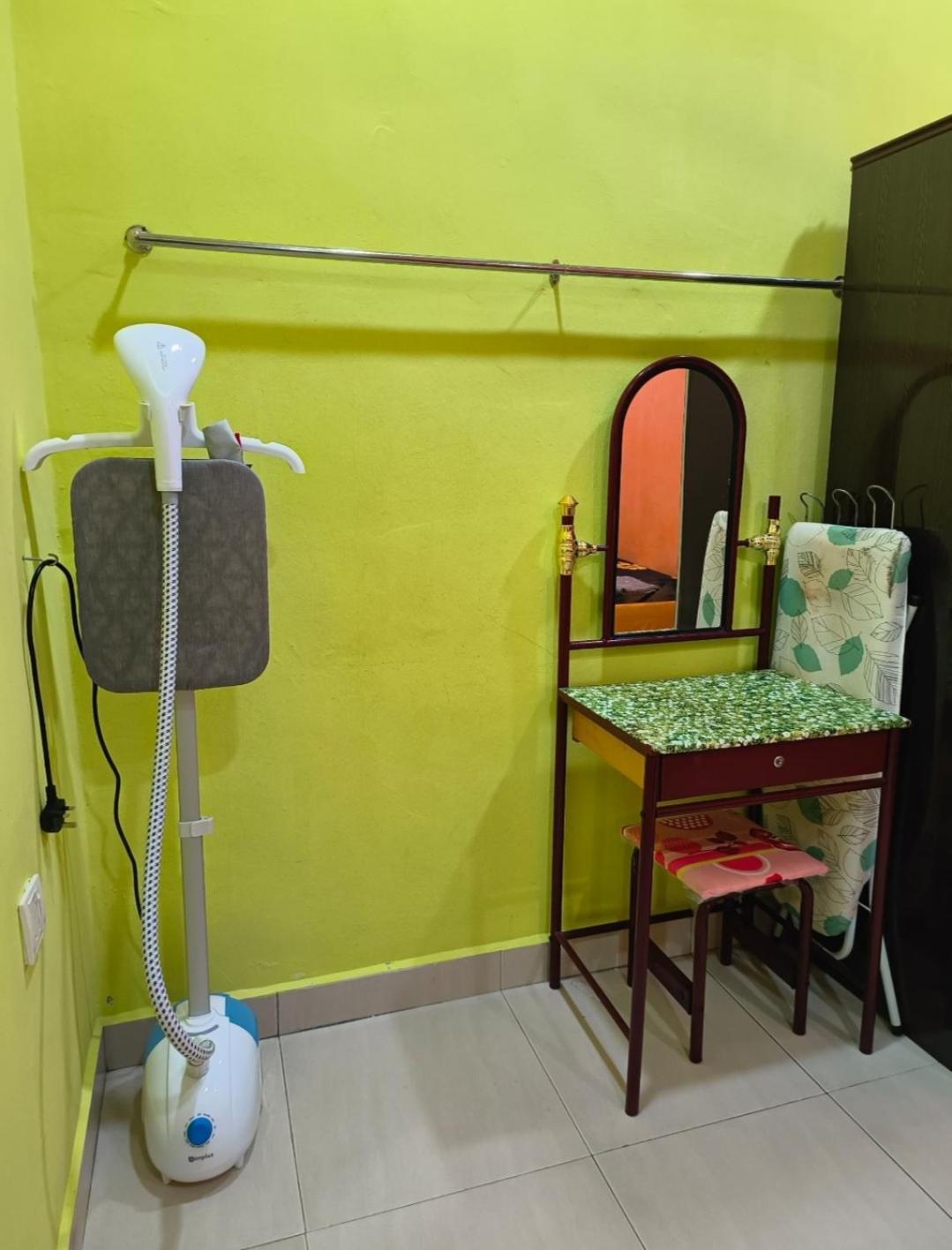 Irdina Homestay Formuslims - Чанглун Экстерьер фото